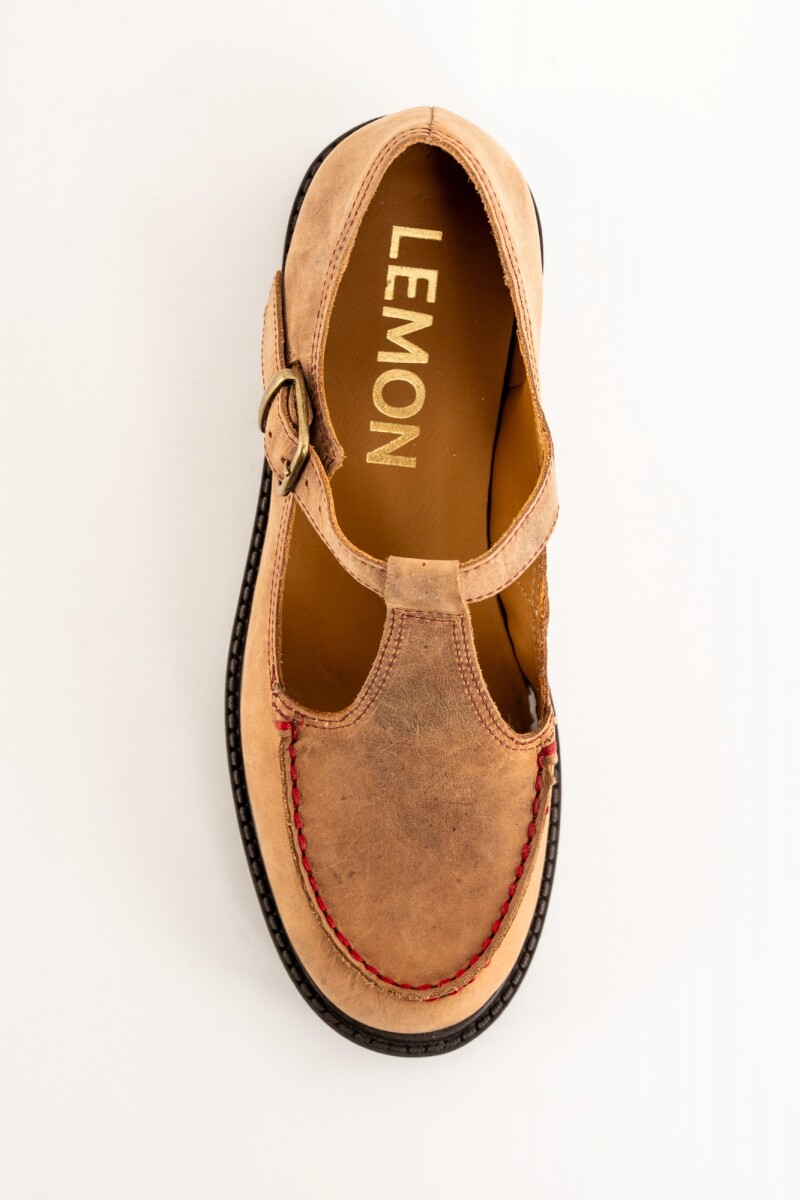 Zapato Guillermina Cuero Camel