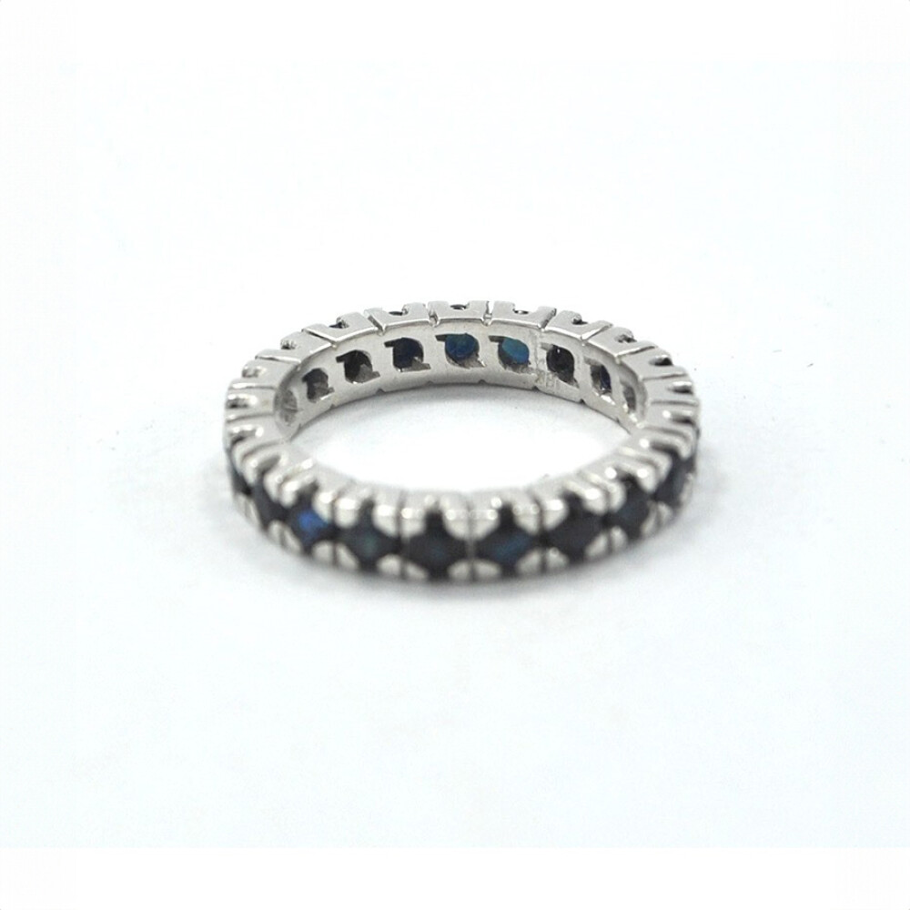 Anillo Sinfin En Oro Blanco Y Zafiros Anillo Sinfin En Oro Blanco Y Zafiros