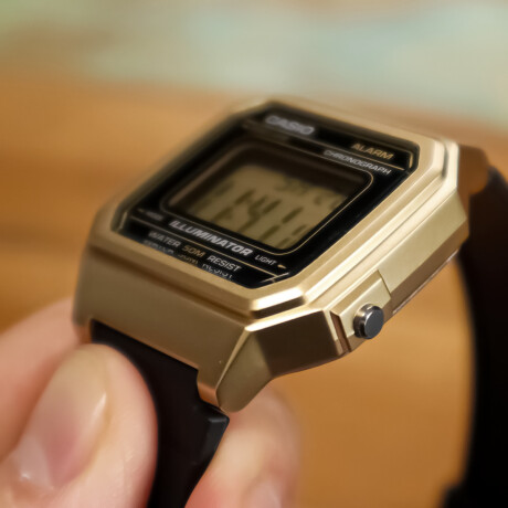 Reloj Casio Original Vintage Digital Sumergible Dorado