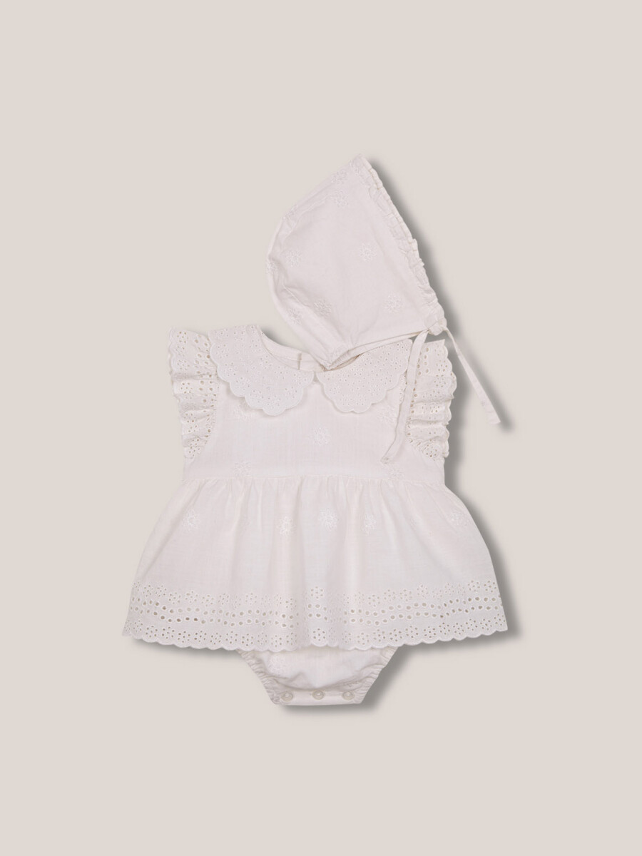 Conjunto De Rana Con Maxi Volante Blanco