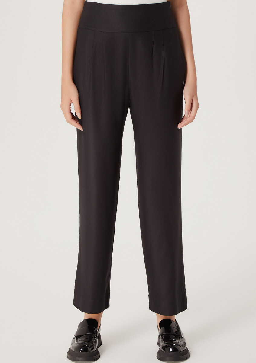 PANTALÓN FEMENINO MODELO CARROT - NEGRO