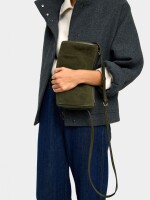 Bolso Bandolera Con Detalles De Piel caqui