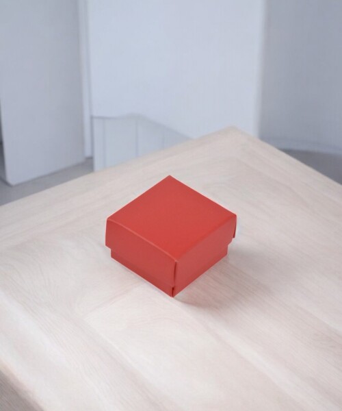 Caja Cuadrada 4x4x2,5 cm ROJO