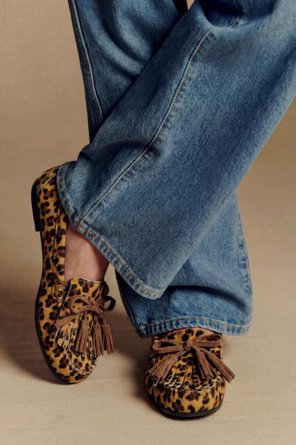 Mocasin Animal Print Camel