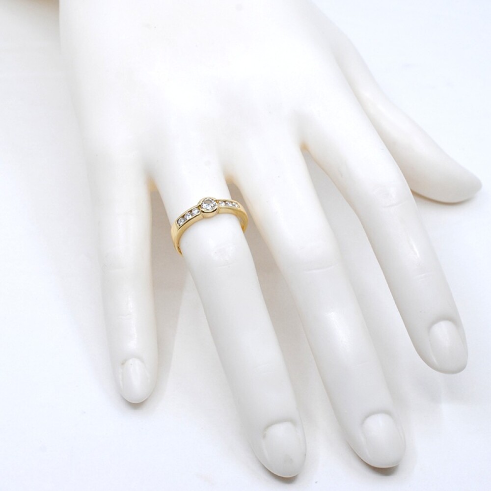Anillo en oro 18k amarillo y brillantes Anillo en oro 18k amarillo y brillantes