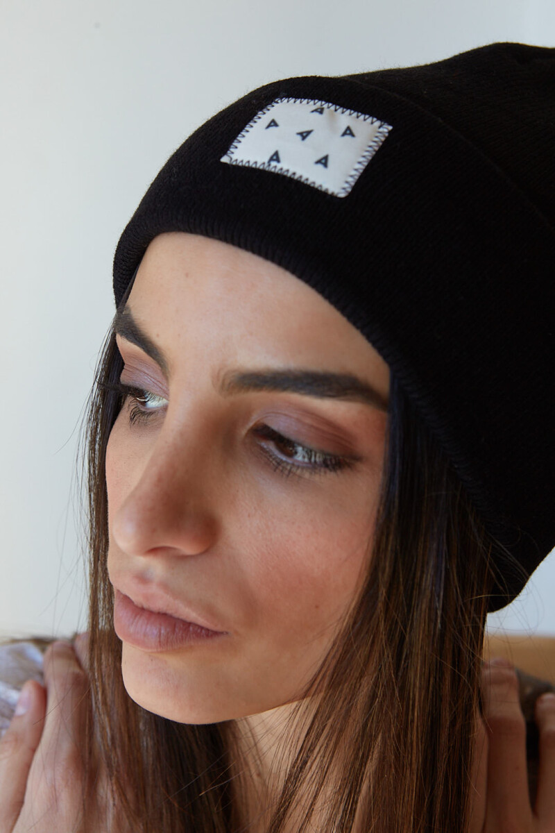 NEW BEANIE STRETCH - BLACK 
