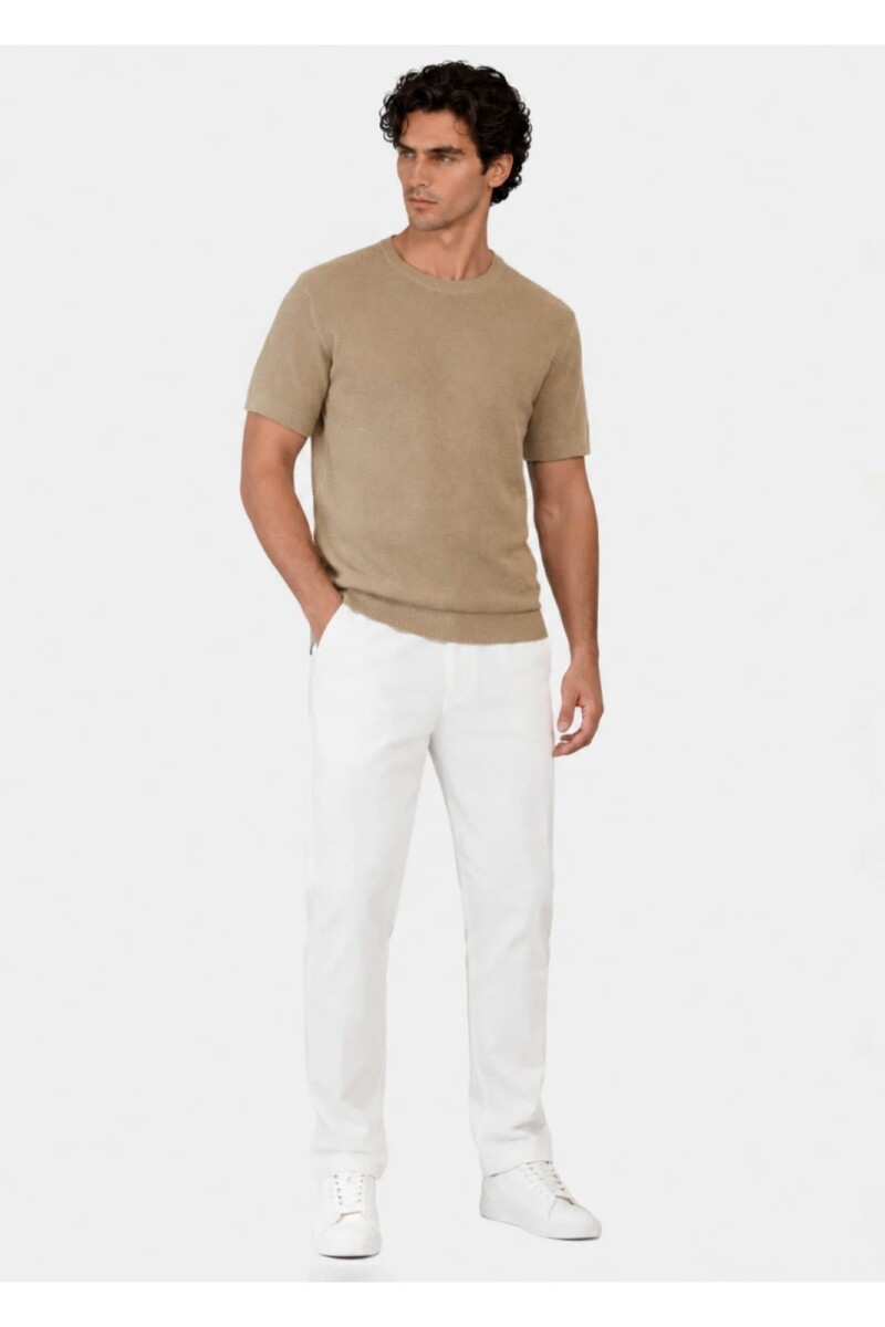Remera tejida a la Base CAMEL