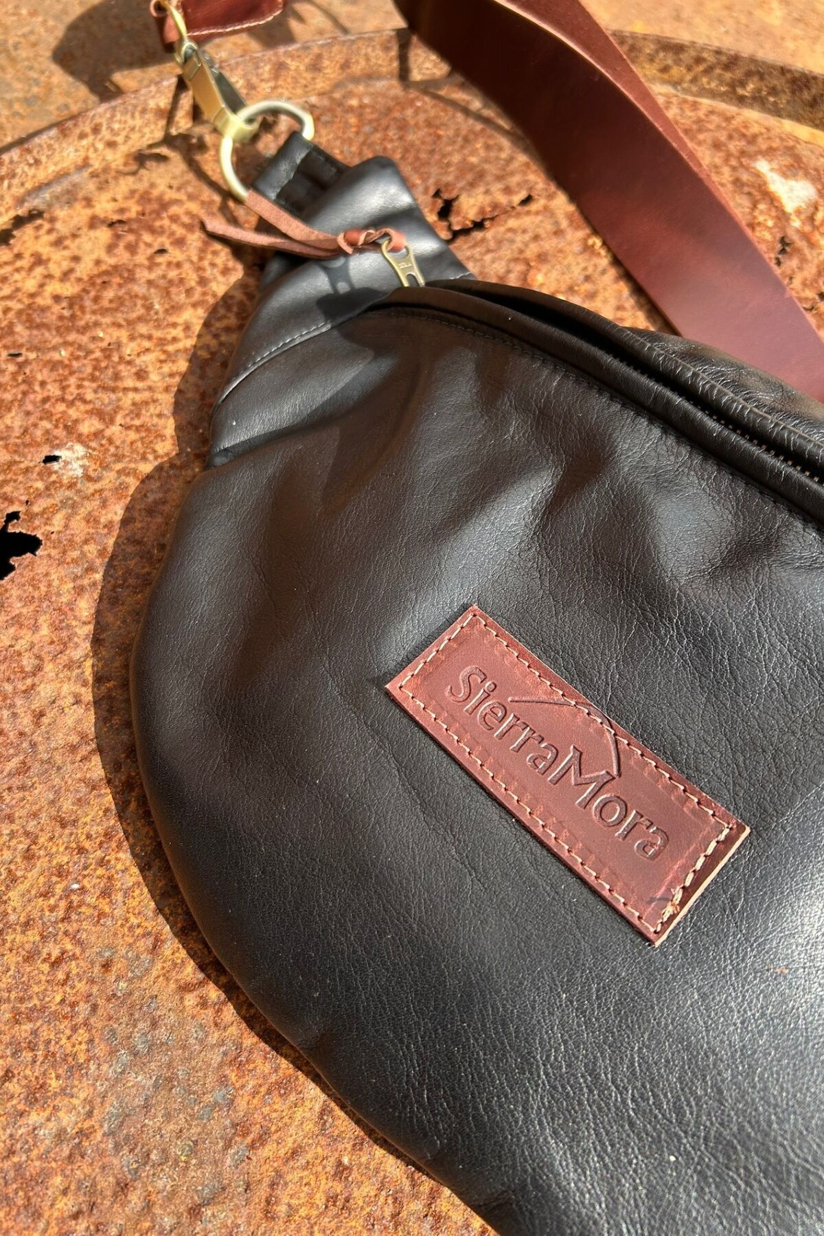 Leather Fanny Pack Negro