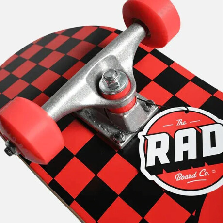 Skate Completo RAD Dude Crew Checkers Black / Red - 7" Skate Completo RAD Dude Crew Checkers Black / Red - 7"