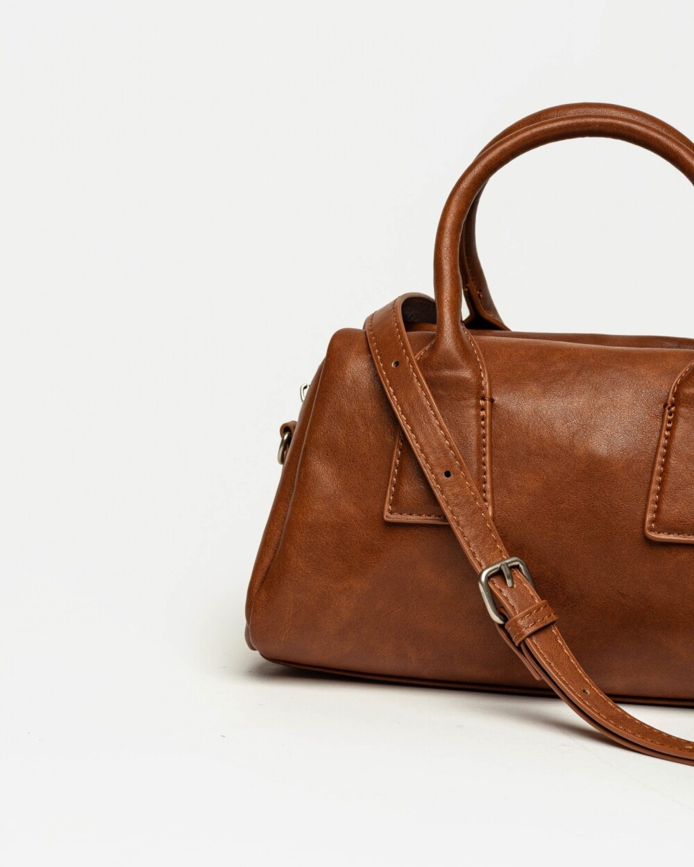Cartera de mano Call en efecto cuero liso Tabaco
