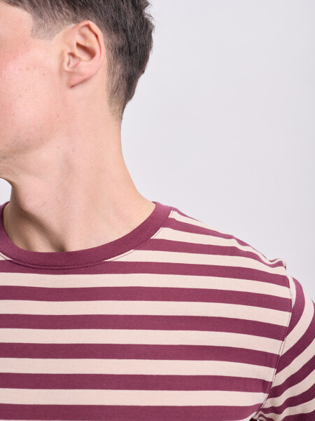 Remera rayas Bordo