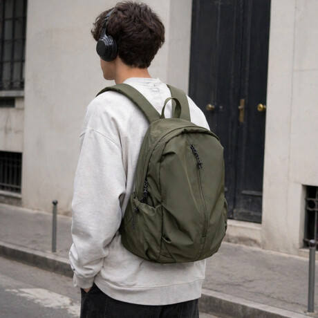 Mochila con bolsillo exterior para viaje Verde