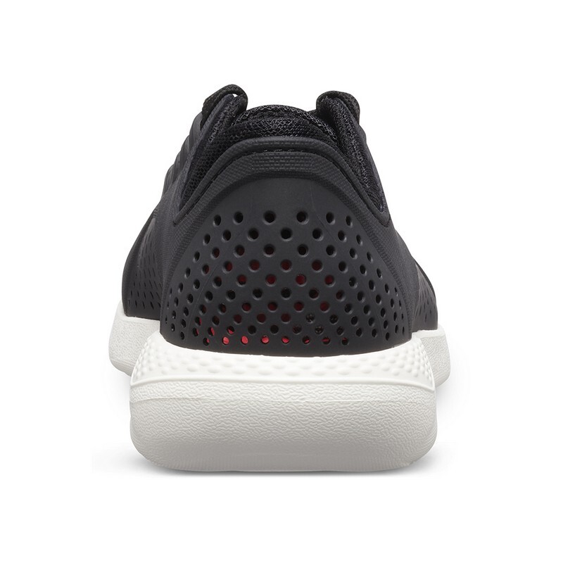 Championes Crocs LiteRide™ Pacer Negro