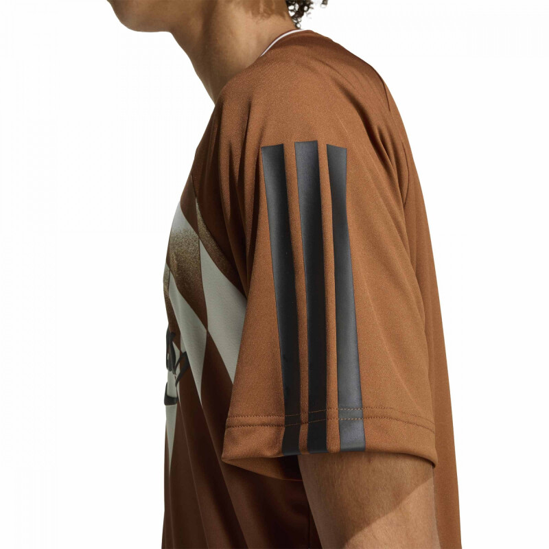 REMERA ADIDAS Hombre KC1265 Naranja-negro