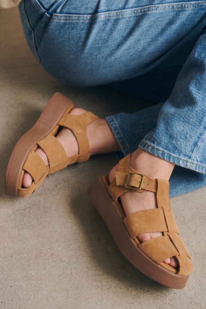 Sandalia Guillermina Camel