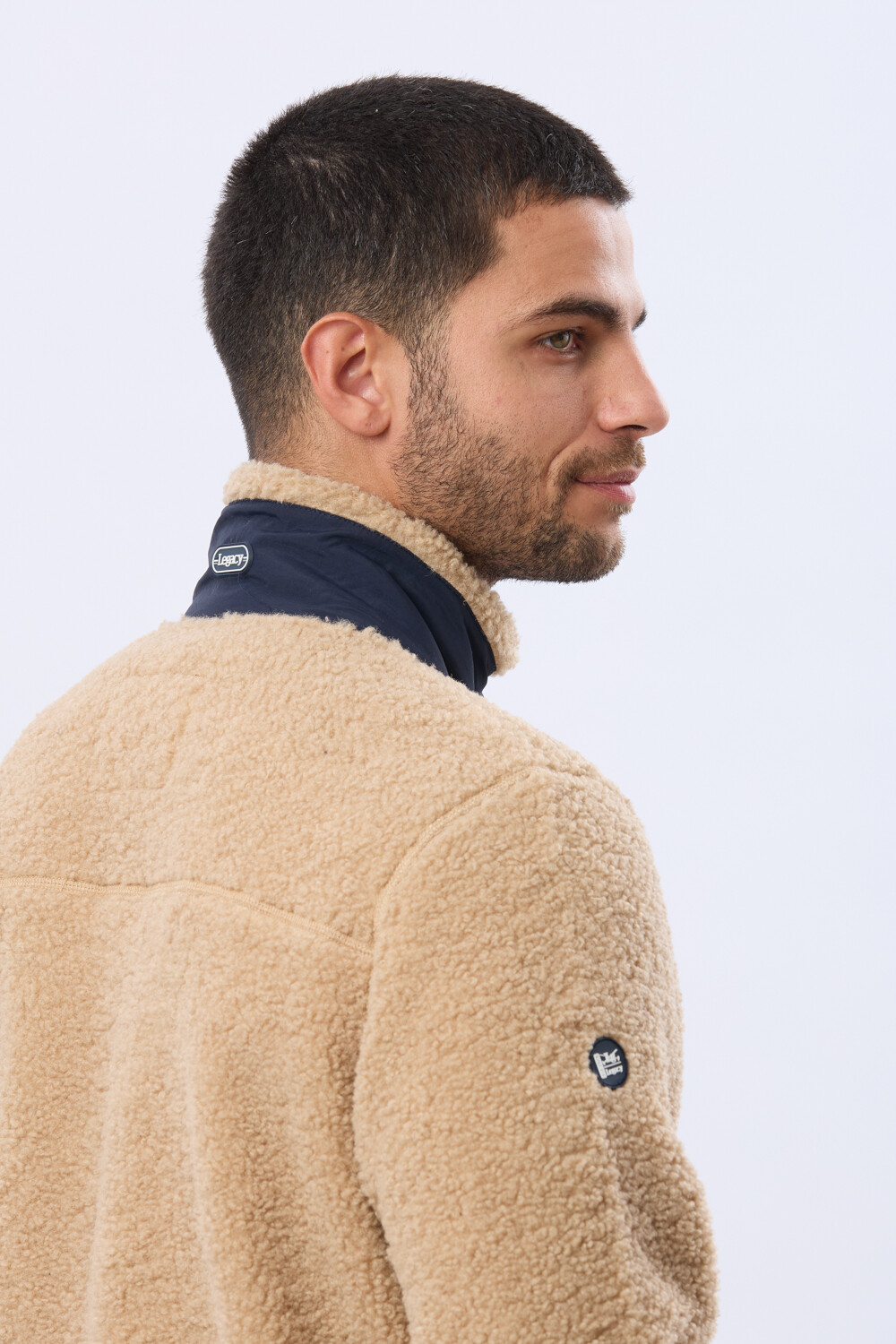 CAMPERA DE CORDERITO y POLAR Beige