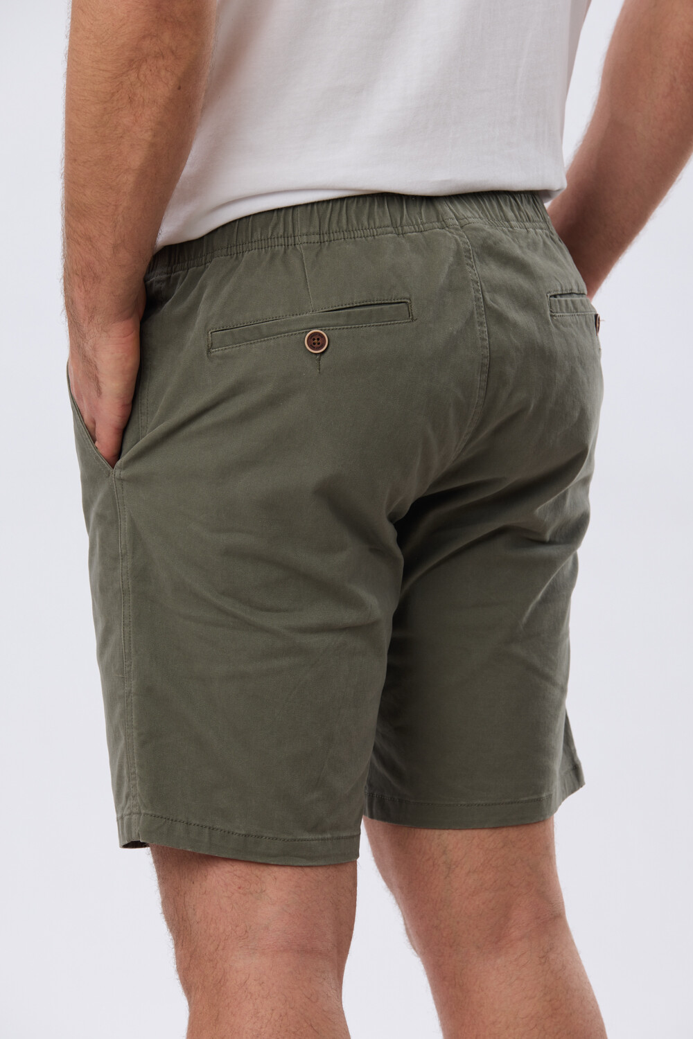 BERMUDA CON CINTURA ELASTIZADA Verde