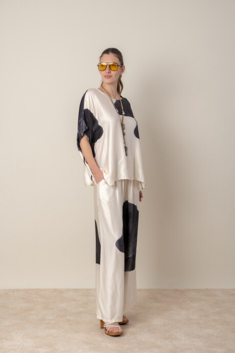 BLUSA HOJA Negro