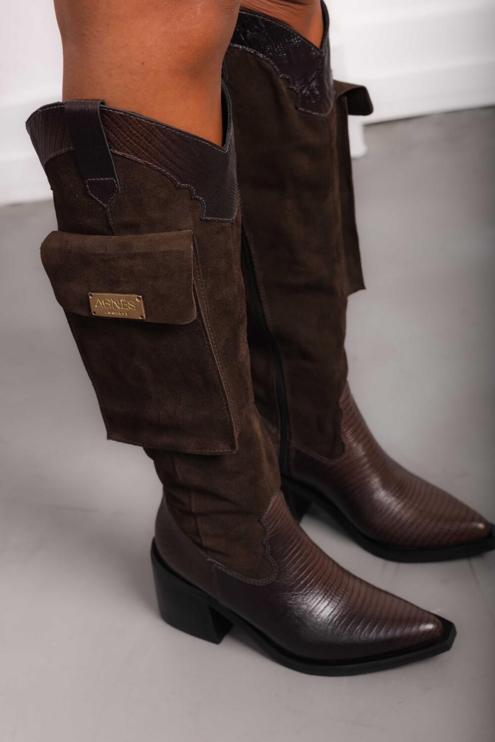 Pocket Boots Gamuza Chocolate