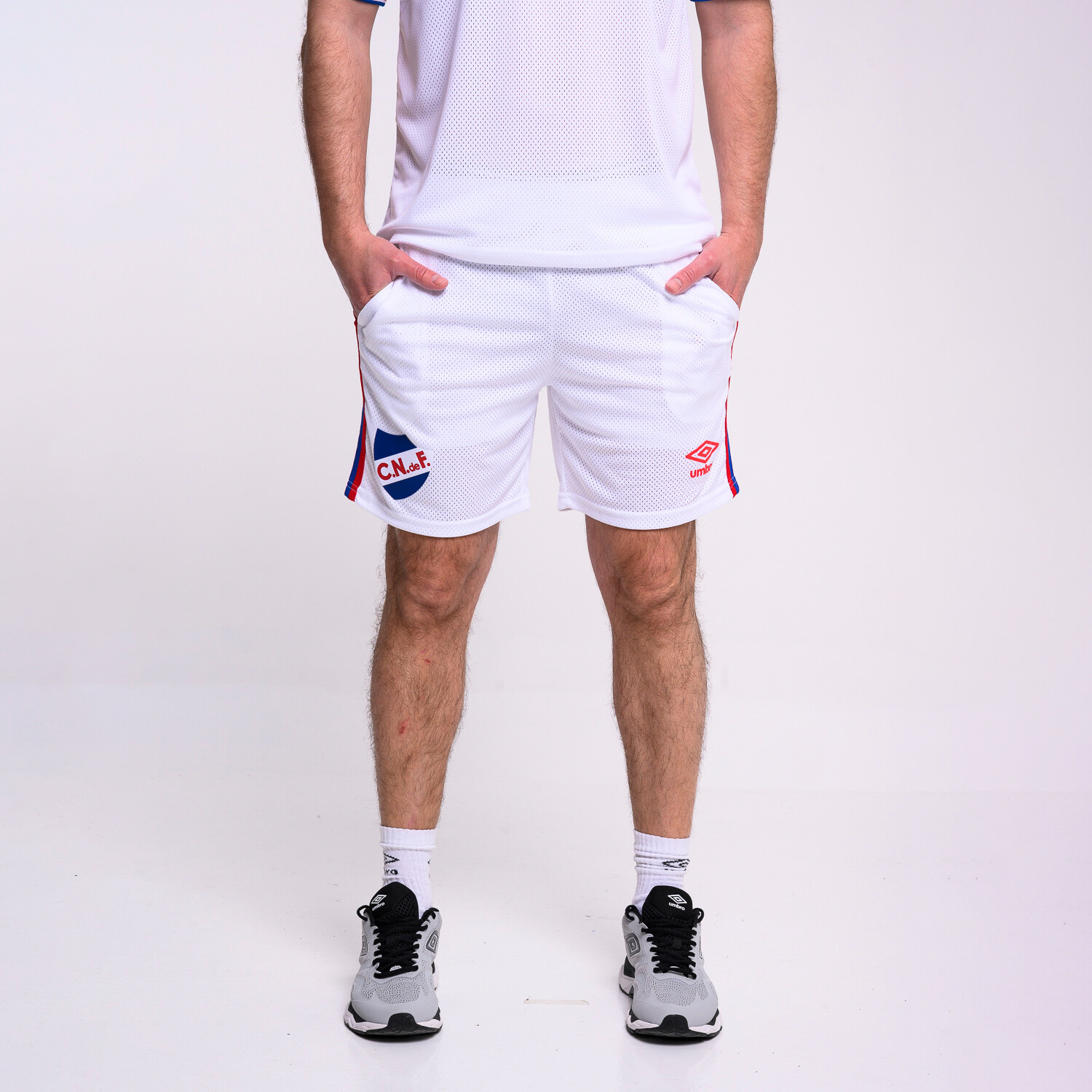 Short blanco discount hombre deportivo