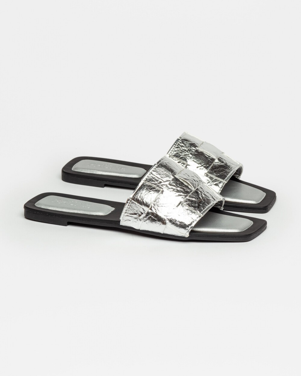 Flat Blair en cuero metalizado Metalizado