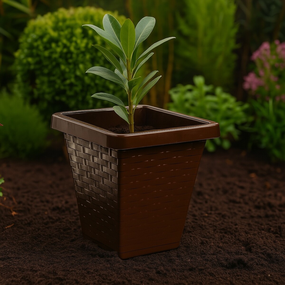 MACETA CUADRADA RATTAN MARRON N30 14LTS 00895 - MARRÓN 