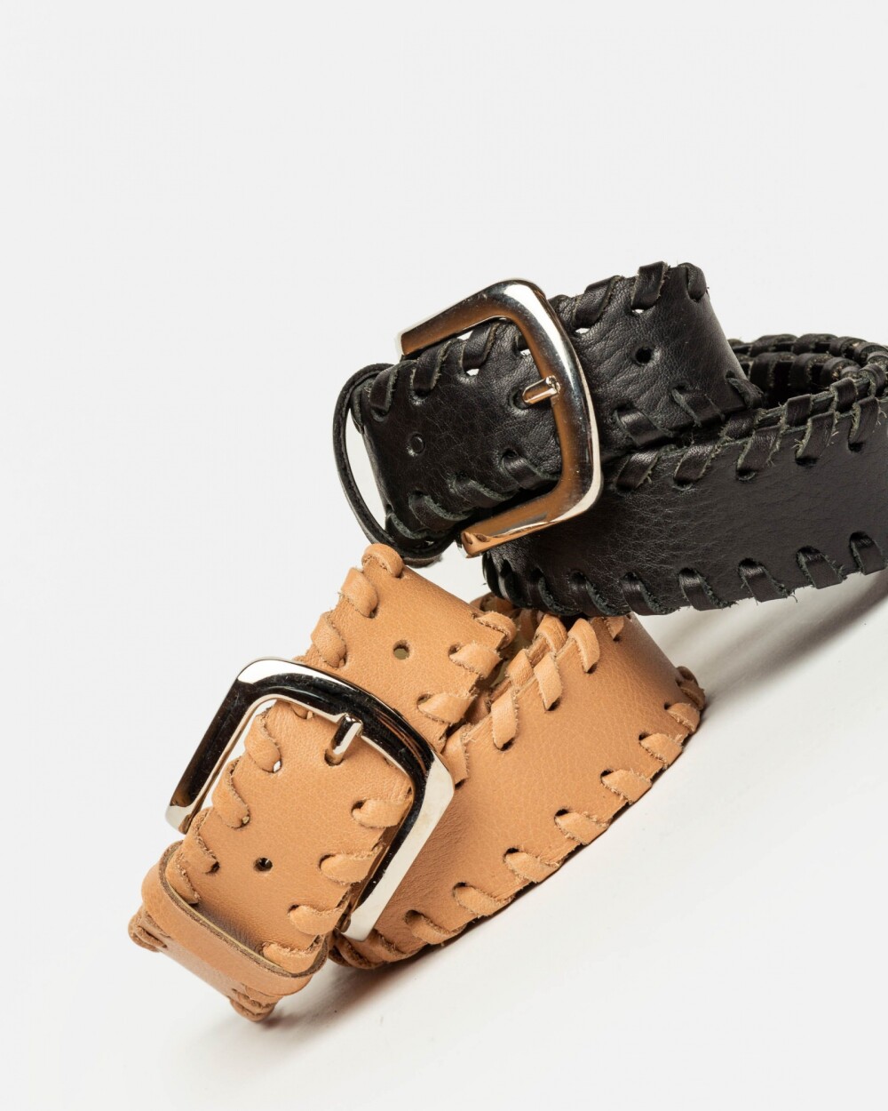 Cinturón The Braided en cuero liso satinado Vaqueta