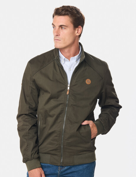 CAMPERA CASUAL DE GABARDINA Verde