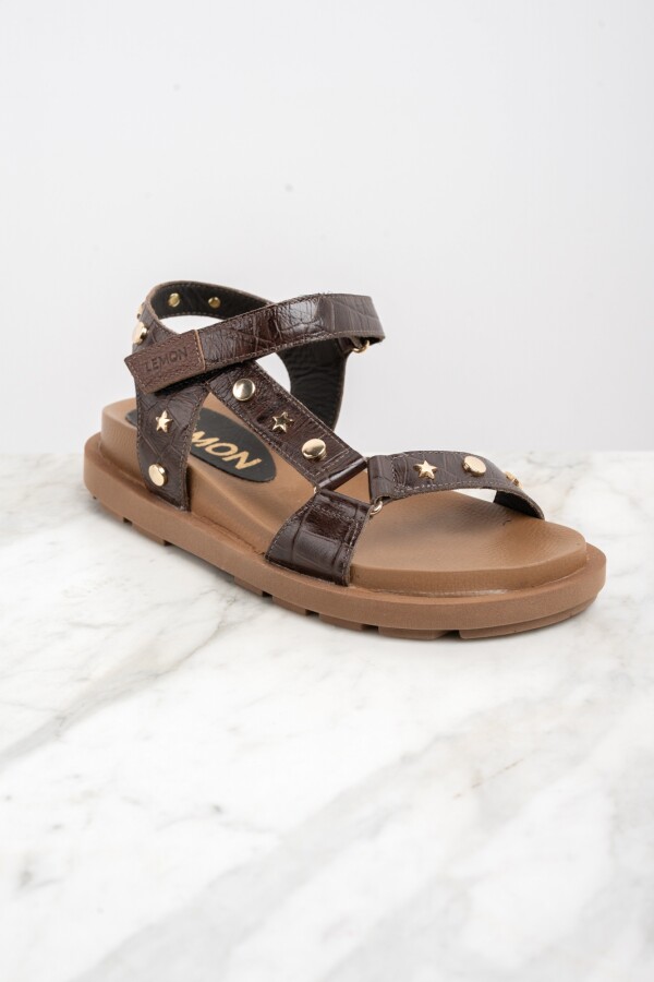 Sandalia Cuero Tachas Marrón