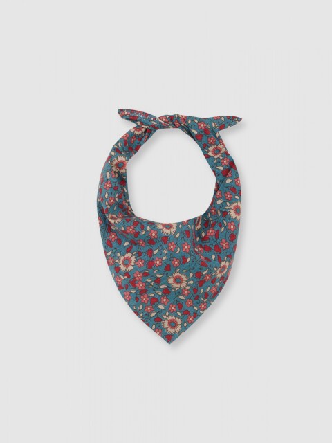Fular Con Estampado Gris