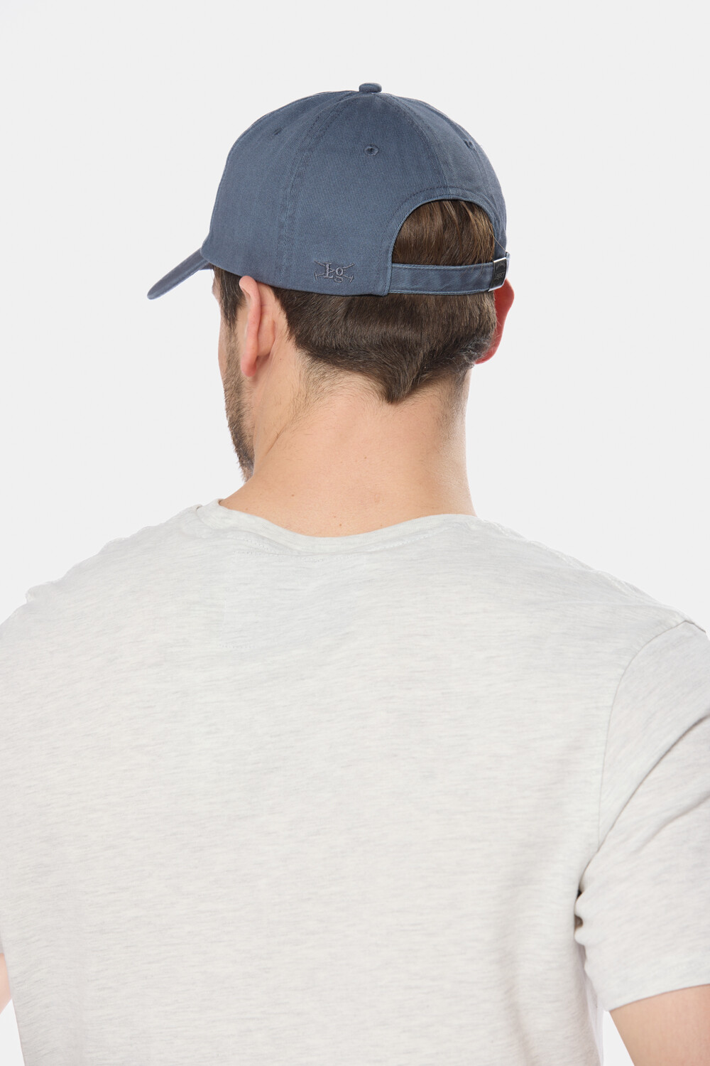 GORRO VISERA DE LONA CON PARCHE Piedra