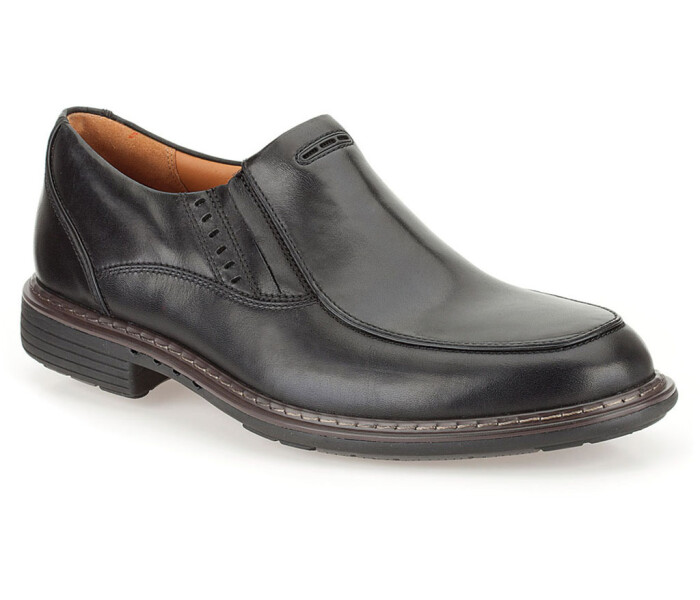 Zapato slip on Clarks para hombre