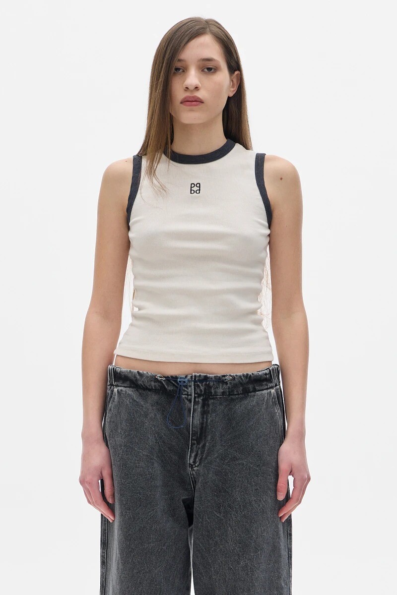 Musculosa Loto Crema