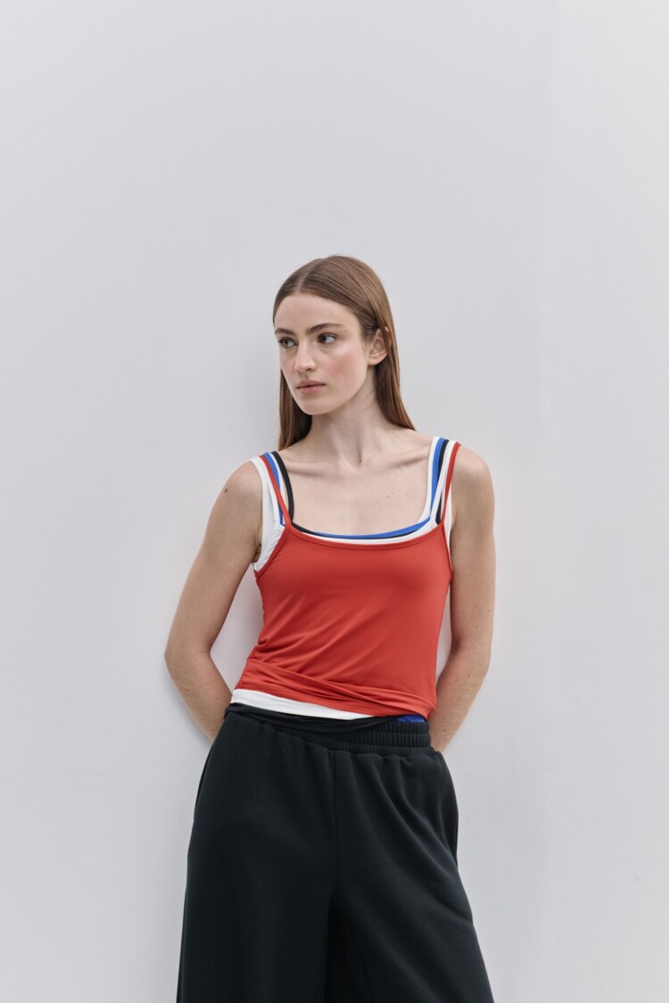 MUSCULOSA TULIPAN Rojo