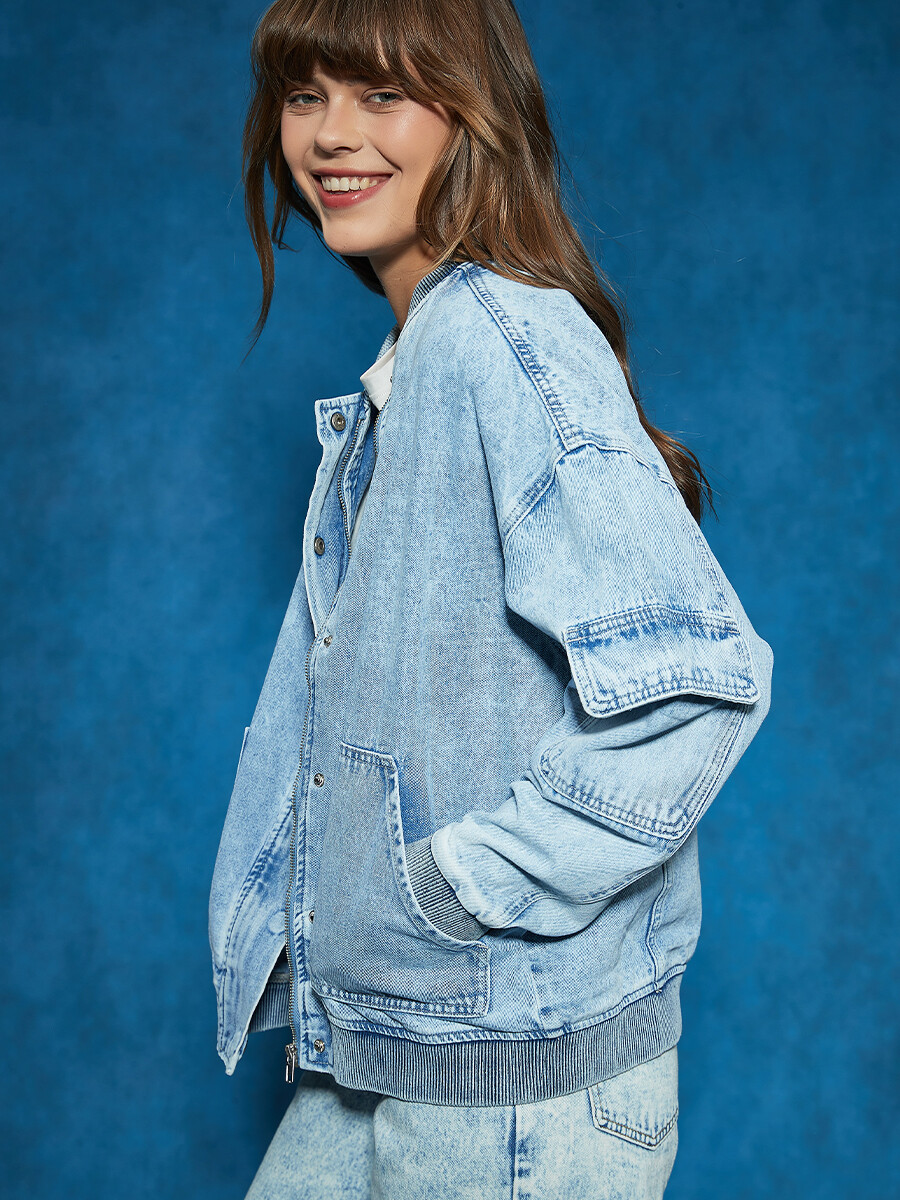 CAMPERA NOUR - AZUL CLARO 