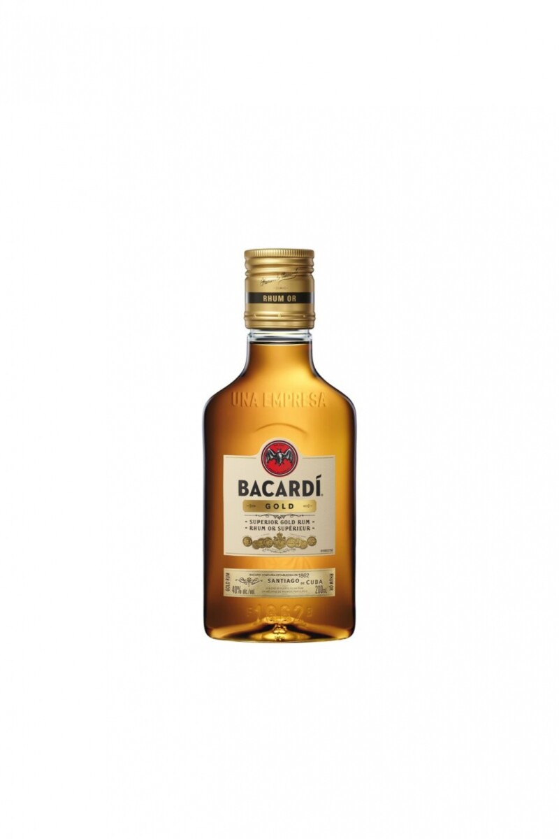 Ron BACARDI Carta Oro petaca 200ml. Ron BACARDI Carta Oro petaca 200ml.