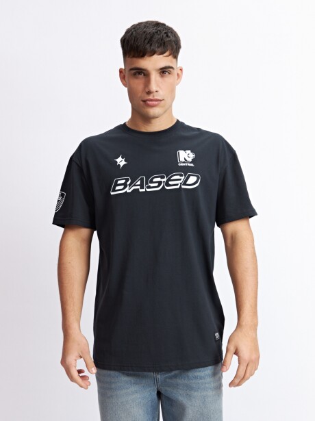 REMERA BASED NEGRO