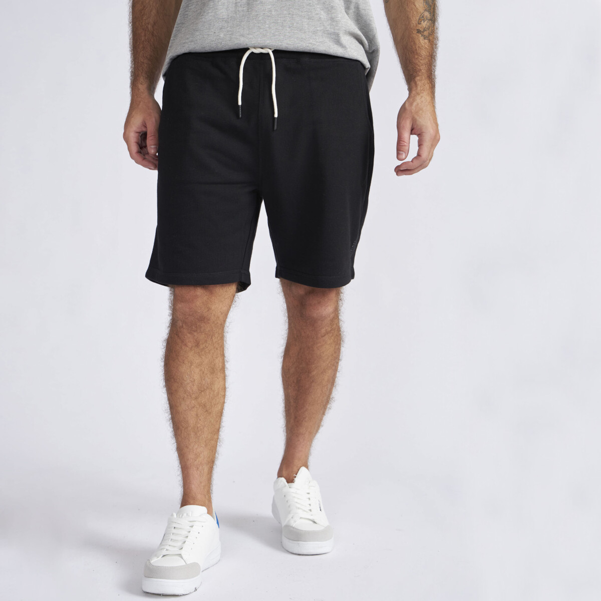 Short de Hombre N+ Sam - Negro 