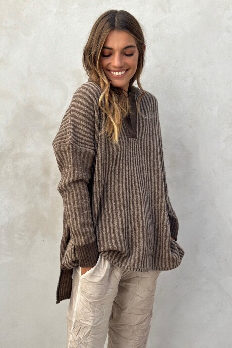 SWEATER JOSEFA Marrón