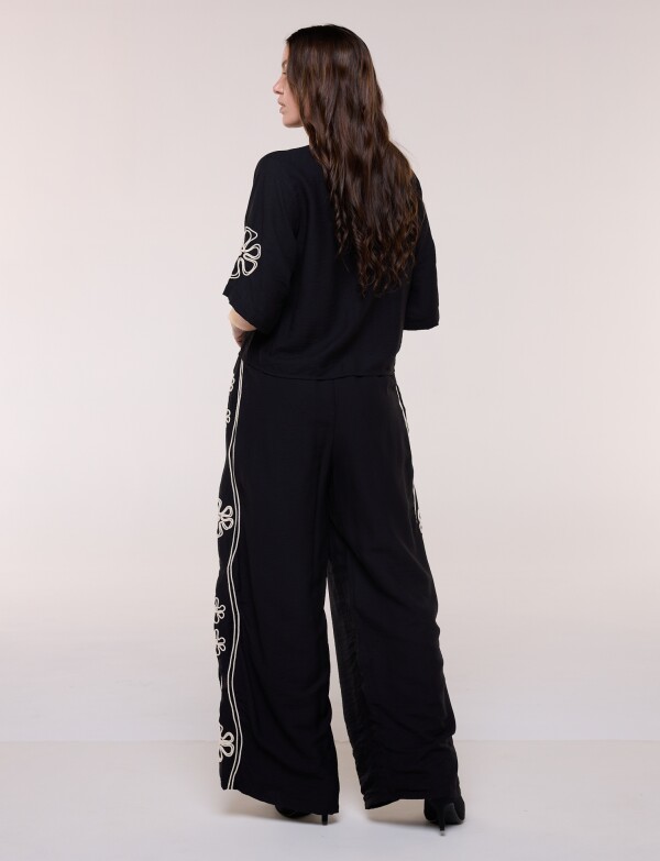 Conjunto Bordado Camisa & Pantalón NEGRO