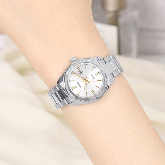 Reloj CASIO LTP1302D-7A2VDF en Acero Plateado Esfera 30mm 0