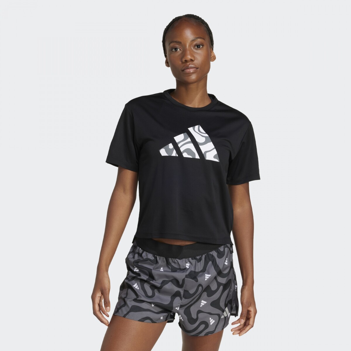 Remera Adidas Run It Brand Love - Negro 
