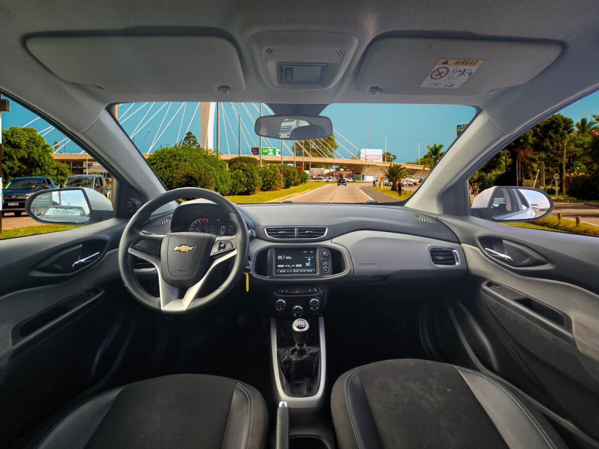 Chevrolet Onix LT 1.0 EXCELENTE ESTADO! | Permuta / Financia Chevrolet Onix LT 1.0 EXCELENTE ESTADO! | Permuta / Financia