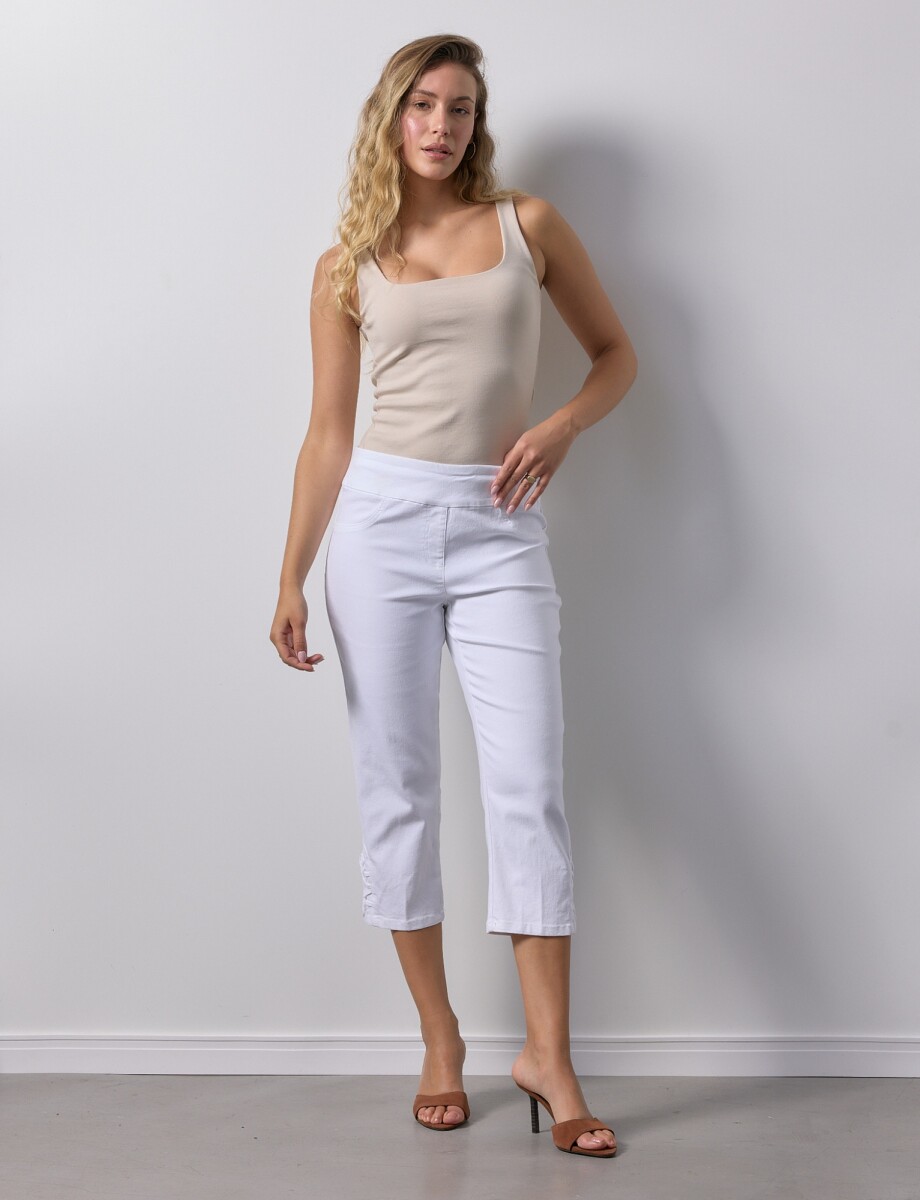 Capri Pull On Denim - Blanco 