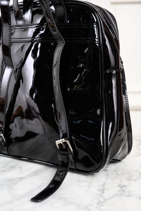 Mochila Midi Combinada Charol Negro