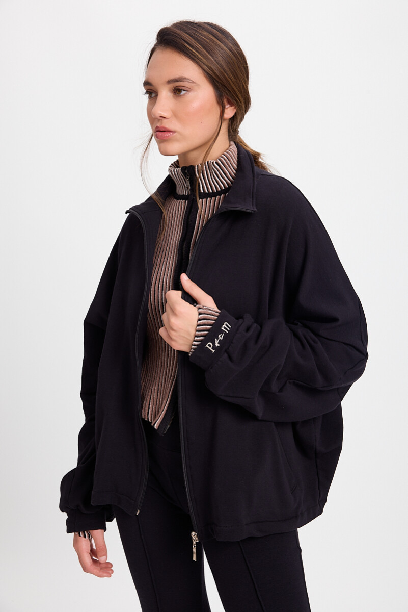 Campera Travel - Negro 