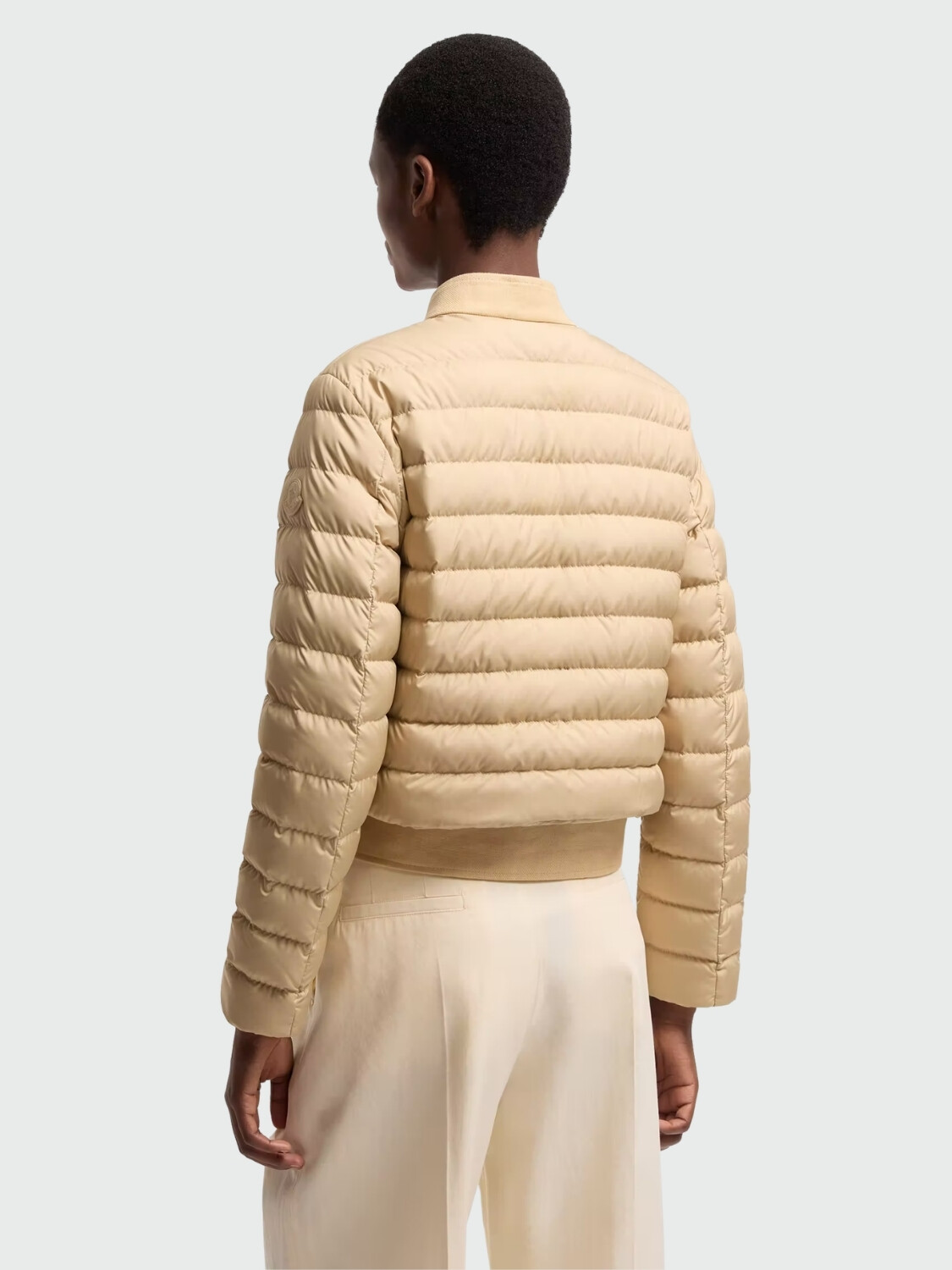 MONCLER - Campera Corta Juju Alta Automática