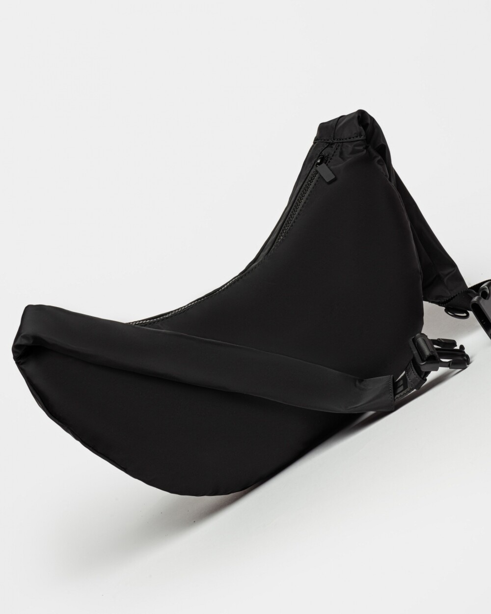 Bolso Terra En Nylon Negro