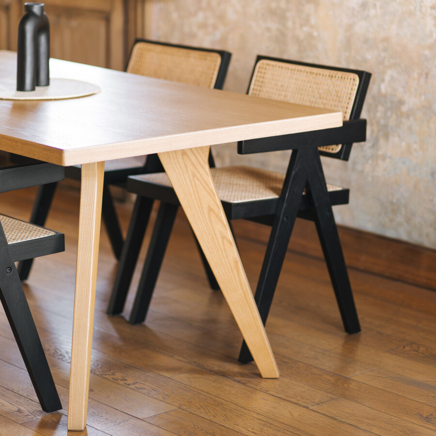 Mesa de comedor EM 160 cm Mesa de comedor EM 160 cm
