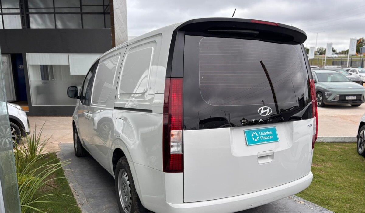 Hyundai Staria 2.2 Diesel Furgon - 2024 Hyundai Staria 2.2 Diesel Furgon - 2024